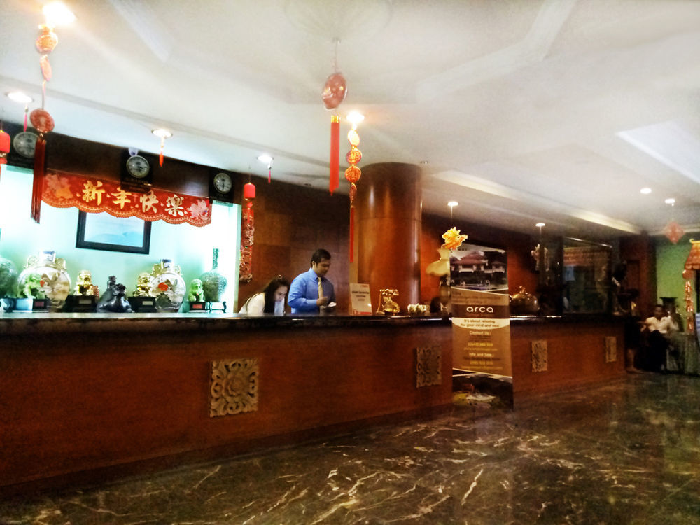 New Grand Park Hotel Surabaja Zewnętrze zdjęcie